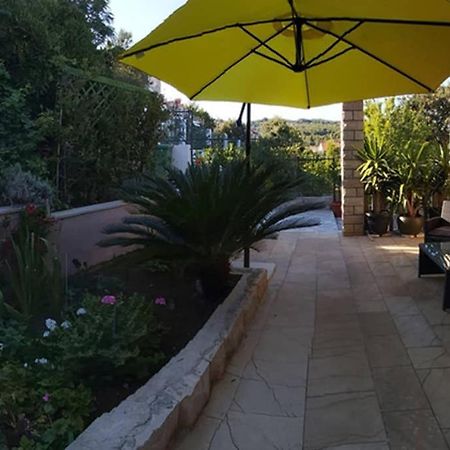 Apartment Brandel * Croatia * Brac * Selca * Puntinak Exteriör bild